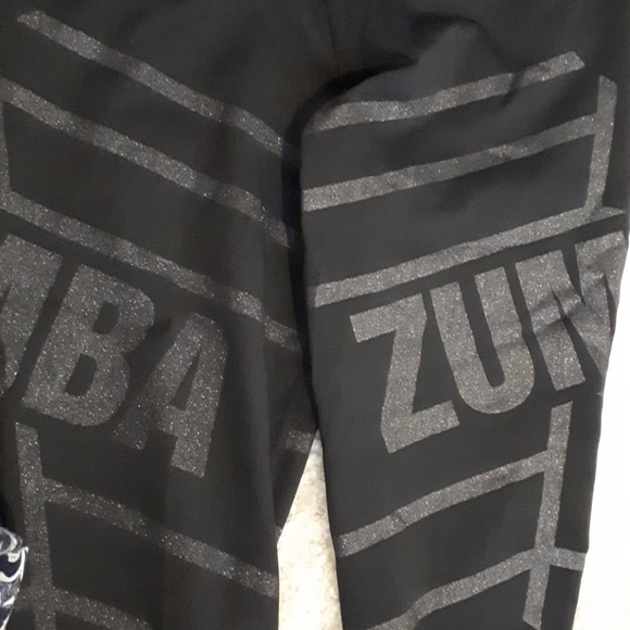 High waisted Zumba 3/4 leggings, M - Picture 4 of 5
